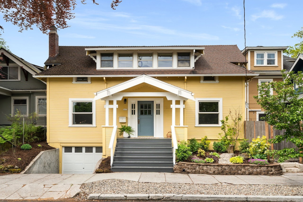 Property Watch: A ‘Portland Bungalow’ Just Off Hawthorne Property Watch: A ‘Portland Bungalow’ Just Off Hawthorne