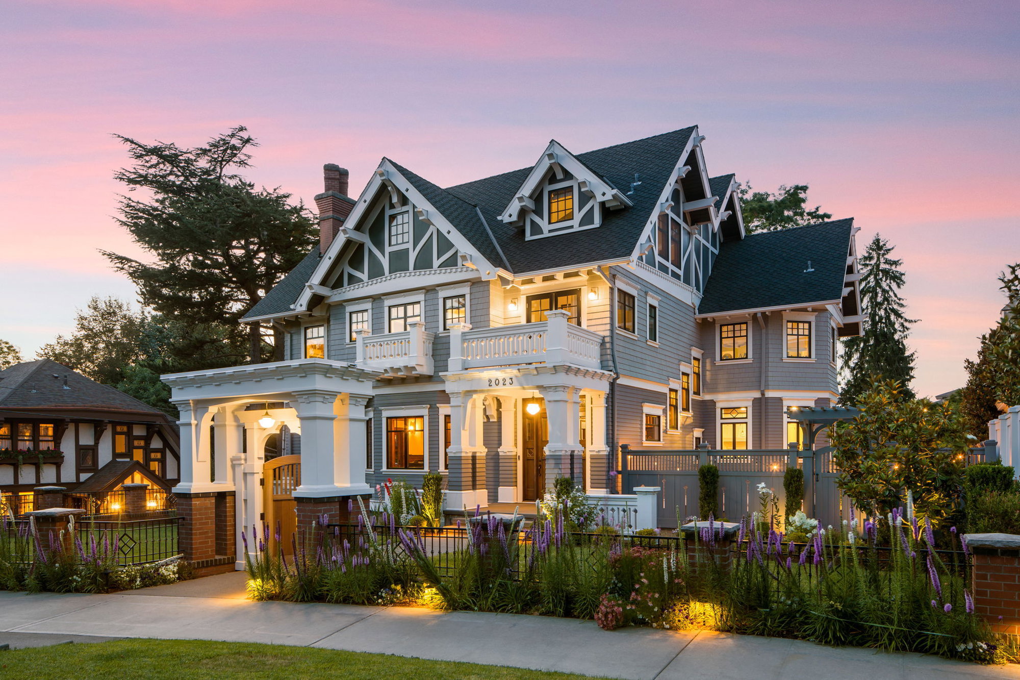 Property Watch: After Years of Remodels, a SW Portland Home Returns to Its Roots Property Watch: After Years of Remodels, a SW Portland Home Returns to Its Roots